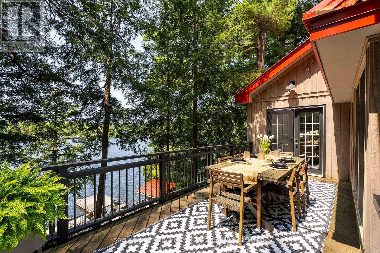 1050 Cobble Rose Lane, Minden Hills, Ontario  K0M 2L1 - Photo 5 - X12463906
