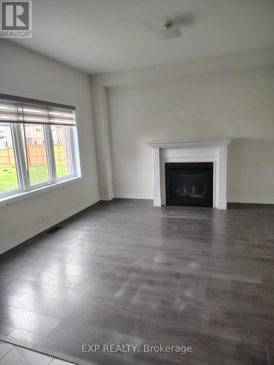317 Forks Road E, Welland, Ontario  L3B 6C8 - Photo 3 - X12463917