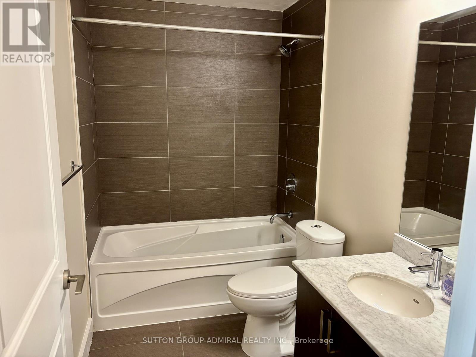 604 - 7608 Yonge Street, Vaughan, Ontario  L4J 0J5 - Photo 10 - N12464022