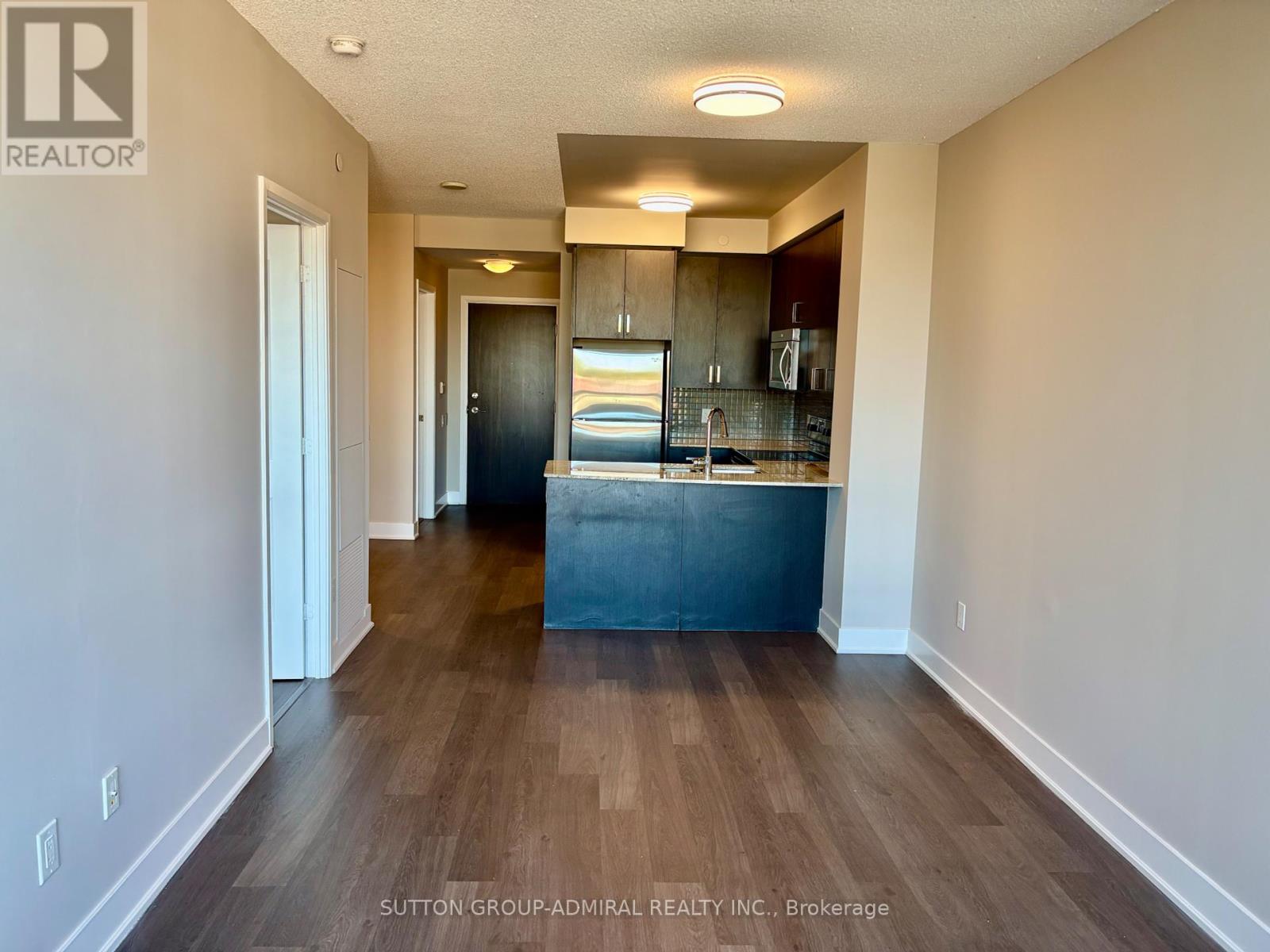 604 - 7608 Yonge Street, Vaughan, Ontario  L4J 0J5 - Photo 4 - N12464022