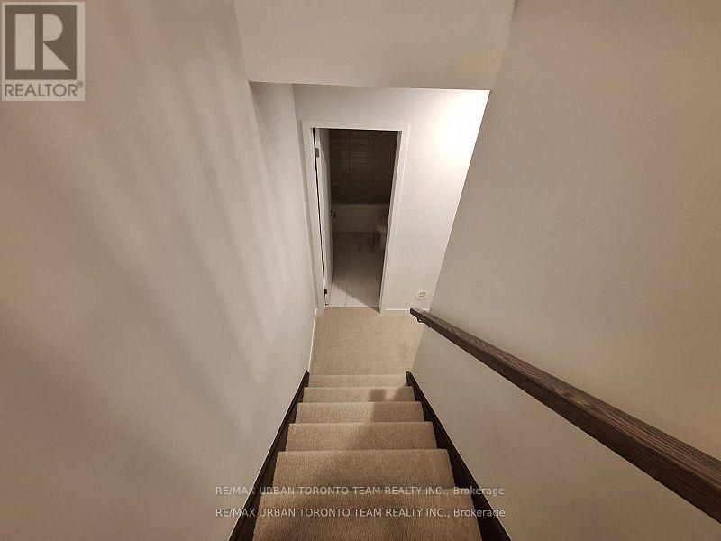 324 - 130 Honeycrisp Crescent, Vaughan, Ontario  L4K 0N6 - Photo 11 - N12464033