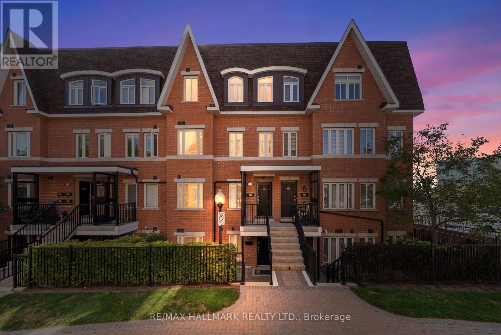 213 - 308 John Street, Markham, Ontario  L3T 0A7 - Photo 2 - N12464055