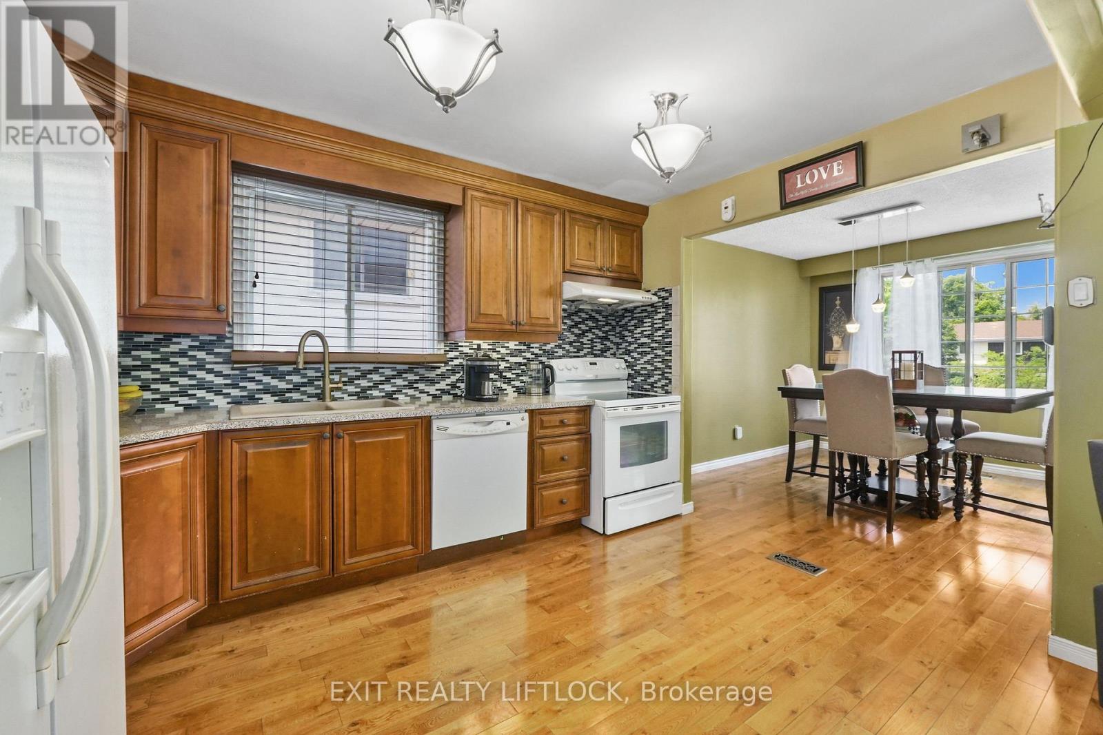 2102 Walker Avenue, Peterborough, Ontario  K9L 1S1 - Photo 22 - X12259976