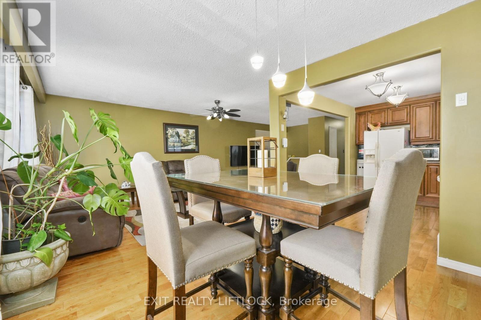 2102 Walker Avenue, Peterborough, Ontario  K9L 1S1 - Photo 24 - X12259976
