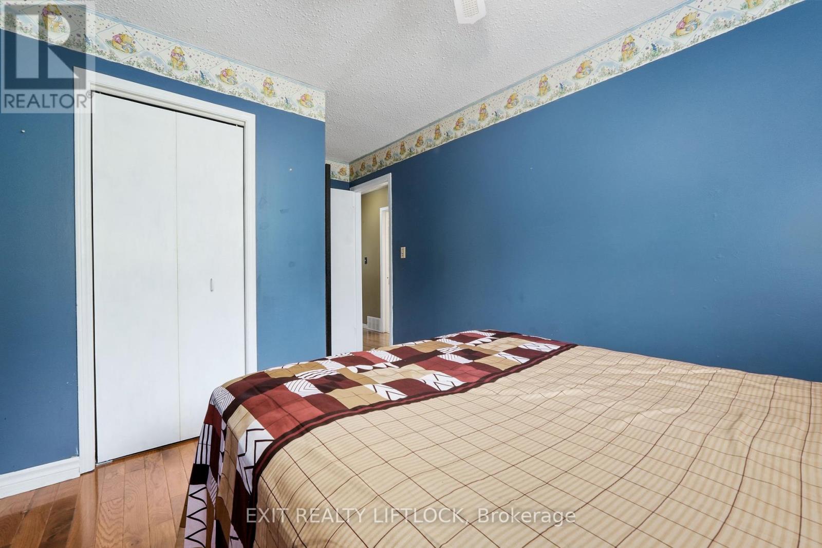 2102 Walker Avenue, Peterborough, Ontario  K9L 1S1 - Photo 28 - X12259976