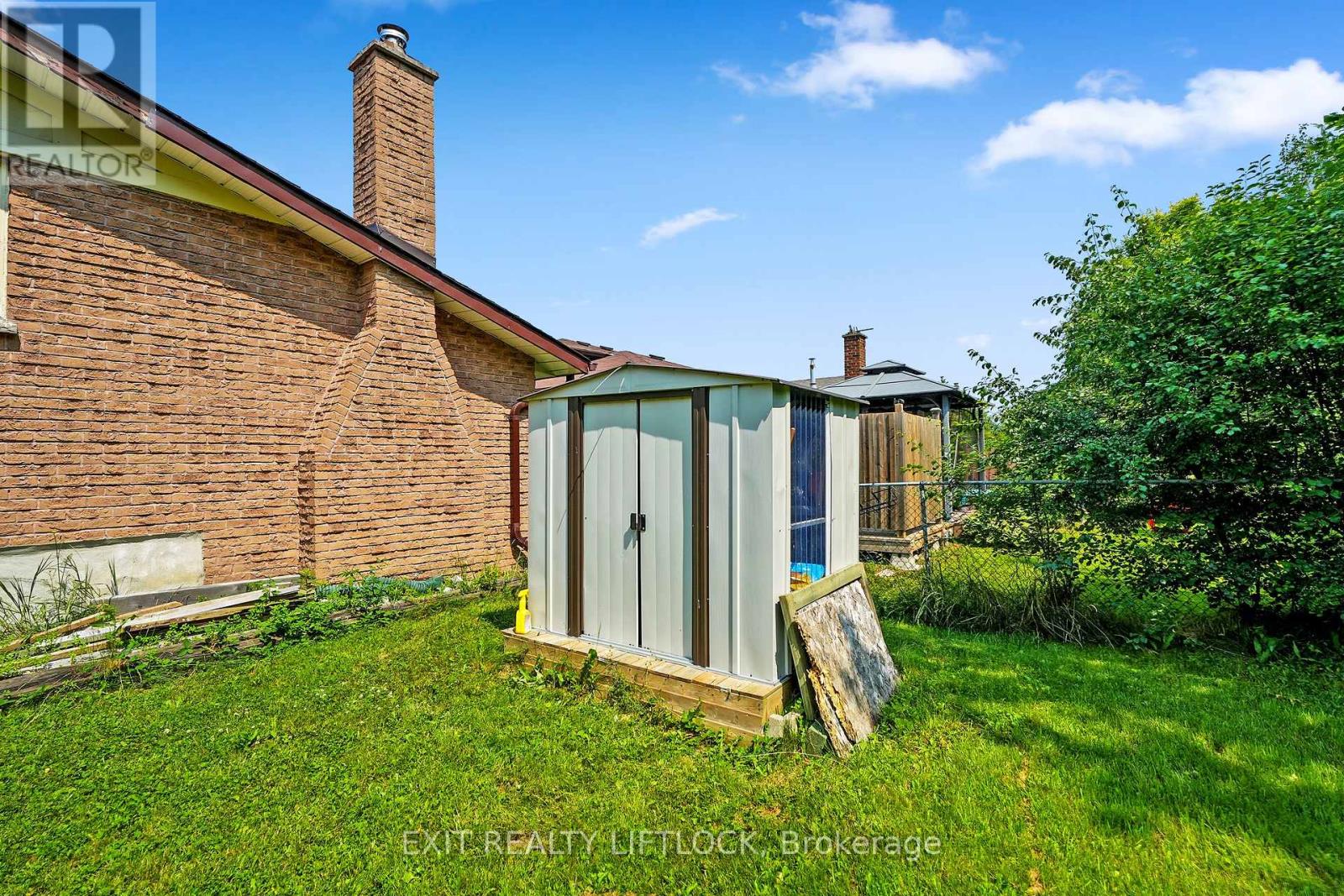 2102 Walker Avenue, Peterborough, Ontario  K9L 1S1 - Photo 41 - X12259976