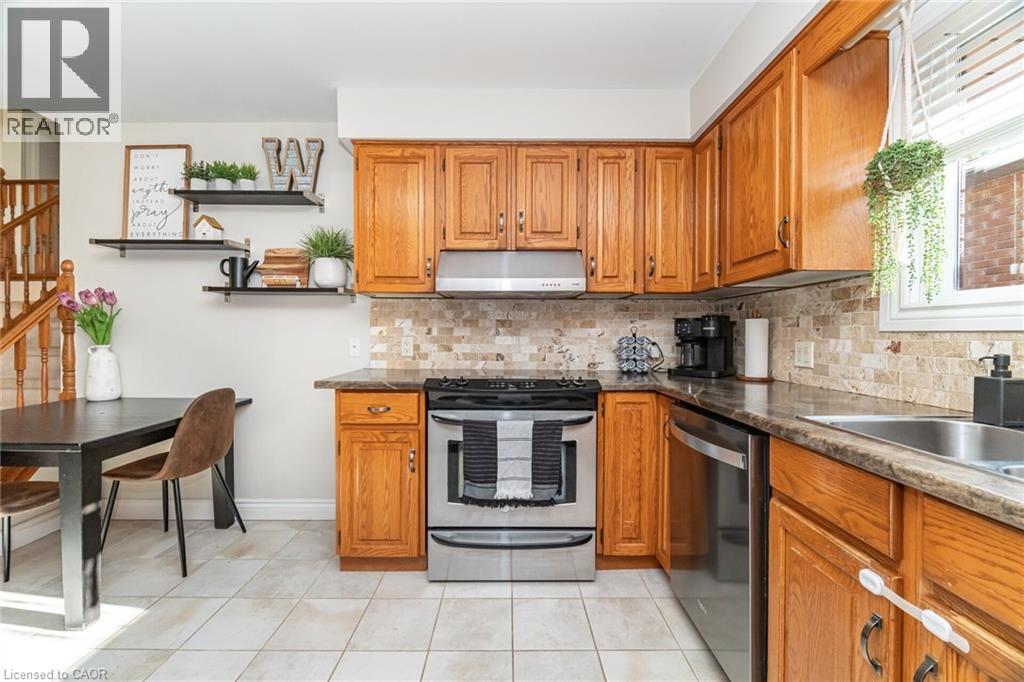 33 Morton Avenue, Dundas, Ontario  L9H 6W6 - Photo 20 - 40778772