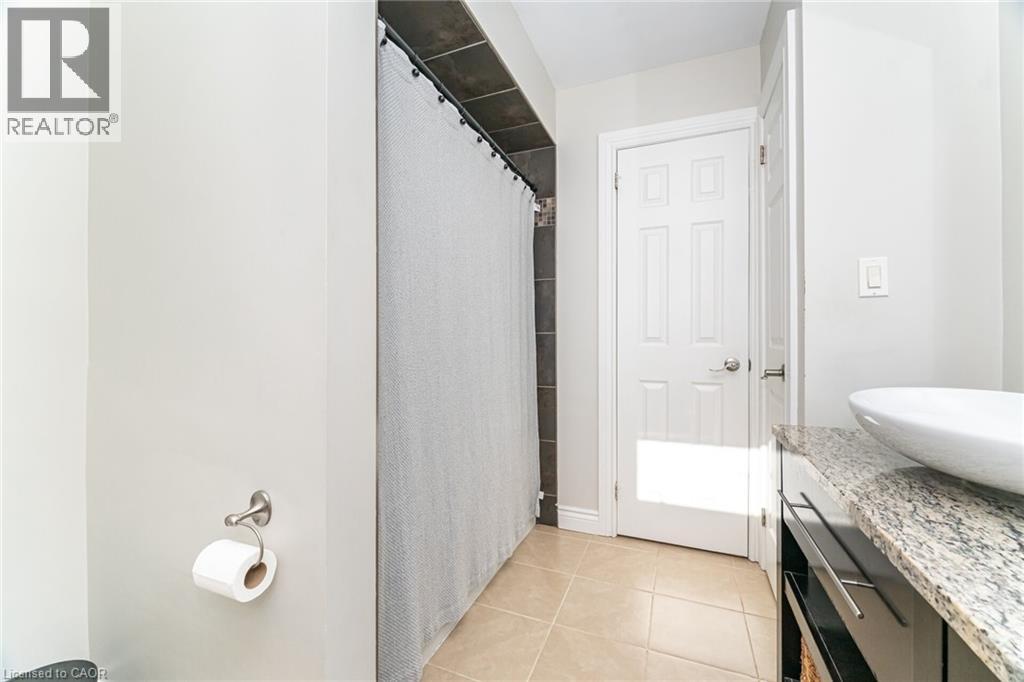 33 Morton Avenue, Dundas, Ontario  L9H 6W6 - Photo 30 - 40778772
