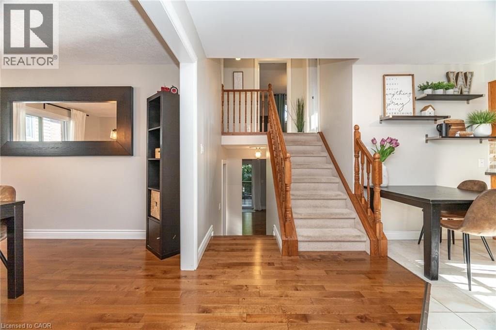 33 Morton Avenue, Dundas, Ontario  L9H 6W6 - Photo 31 - 40778772