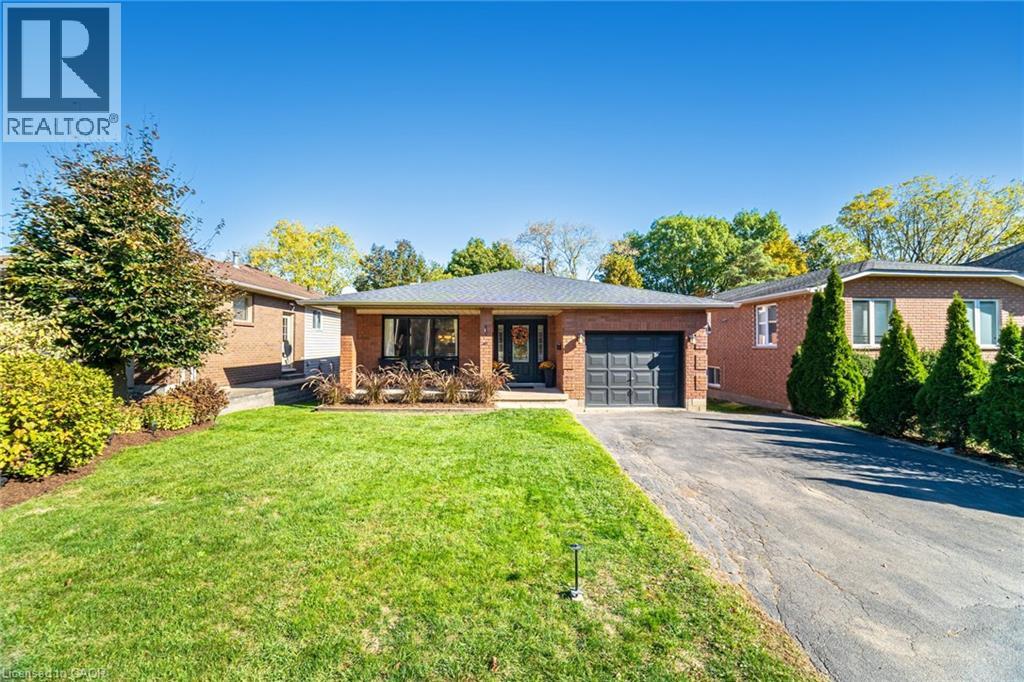 33 Morton Avenue, Dundas, Ontario  L9H 6W6 - Photo 5 - 40778772
