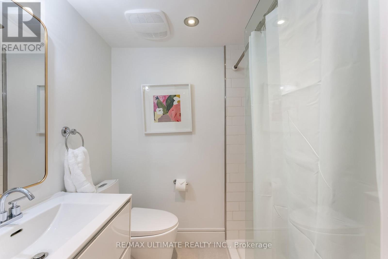 4157 Marblethorne Court, Mississauga, Ontario  L4W 2H9 - Photo 42 - W12463995