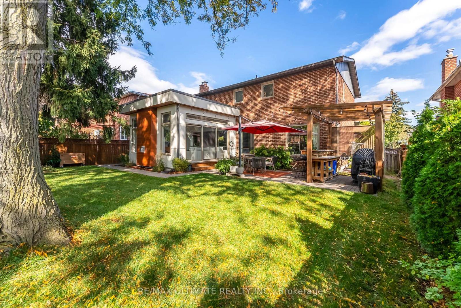 4157 Marblethorne Court, Mississauga, Ontario  L4W 2H9 - Photo 47 - W12463995