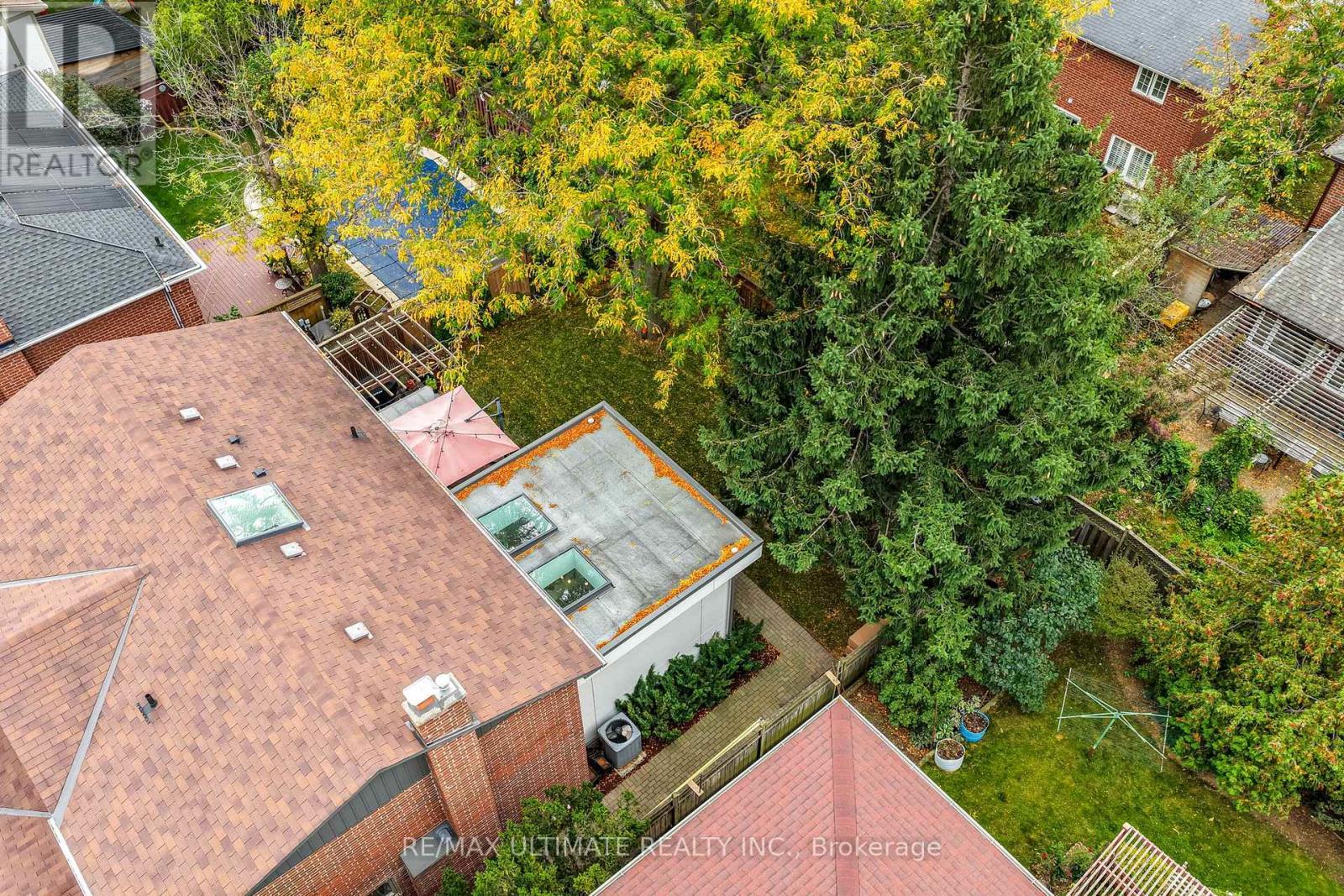 4157 Marblethorne Court, Mississauga, Ontario  L4W 2H9 - Photo 50 - W12463995