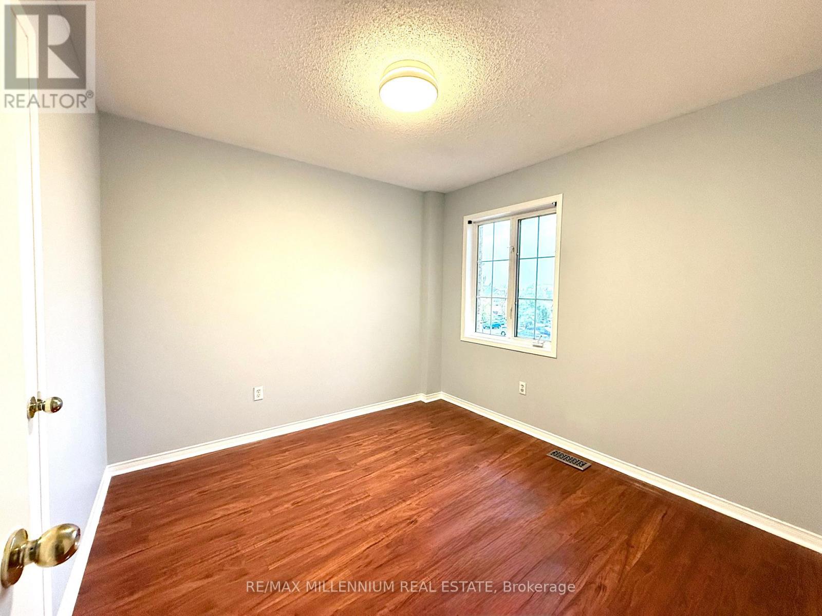 163 Willow Park Dr Drive, Brampton, Ontario  L6R 2N1 - Photo 15 - W12464002