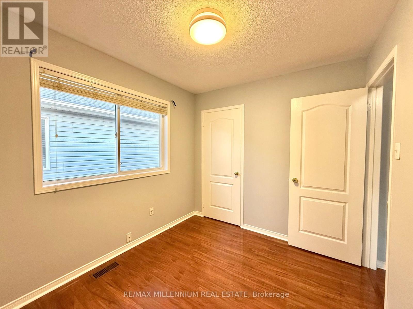 163 Willow Park Dr Drive, Brampton, Ontario  L6R 2N1 - Photo 34 - W12464002