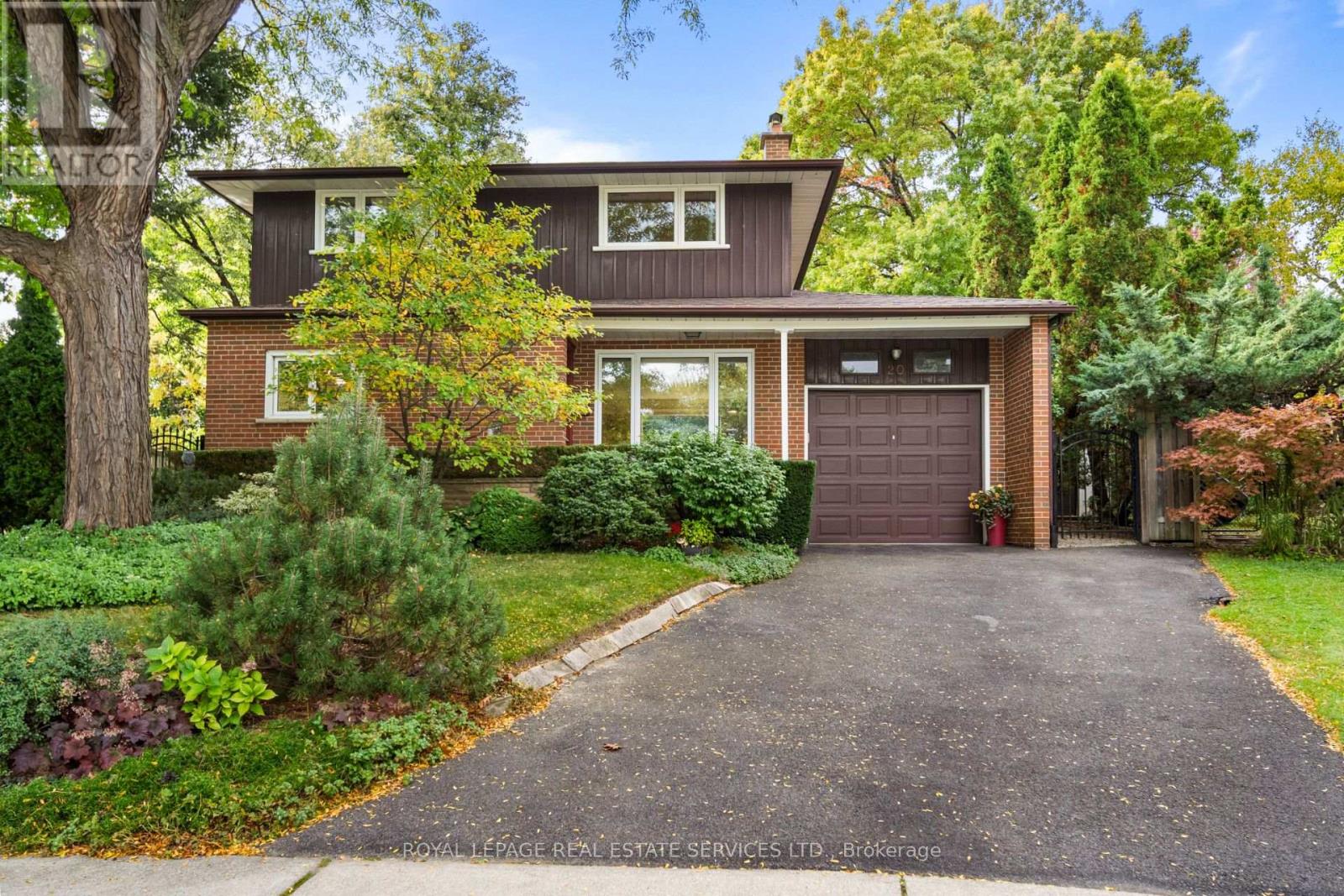 20 WEST DEANE VALLEY ROAD, Toronto, Ontario