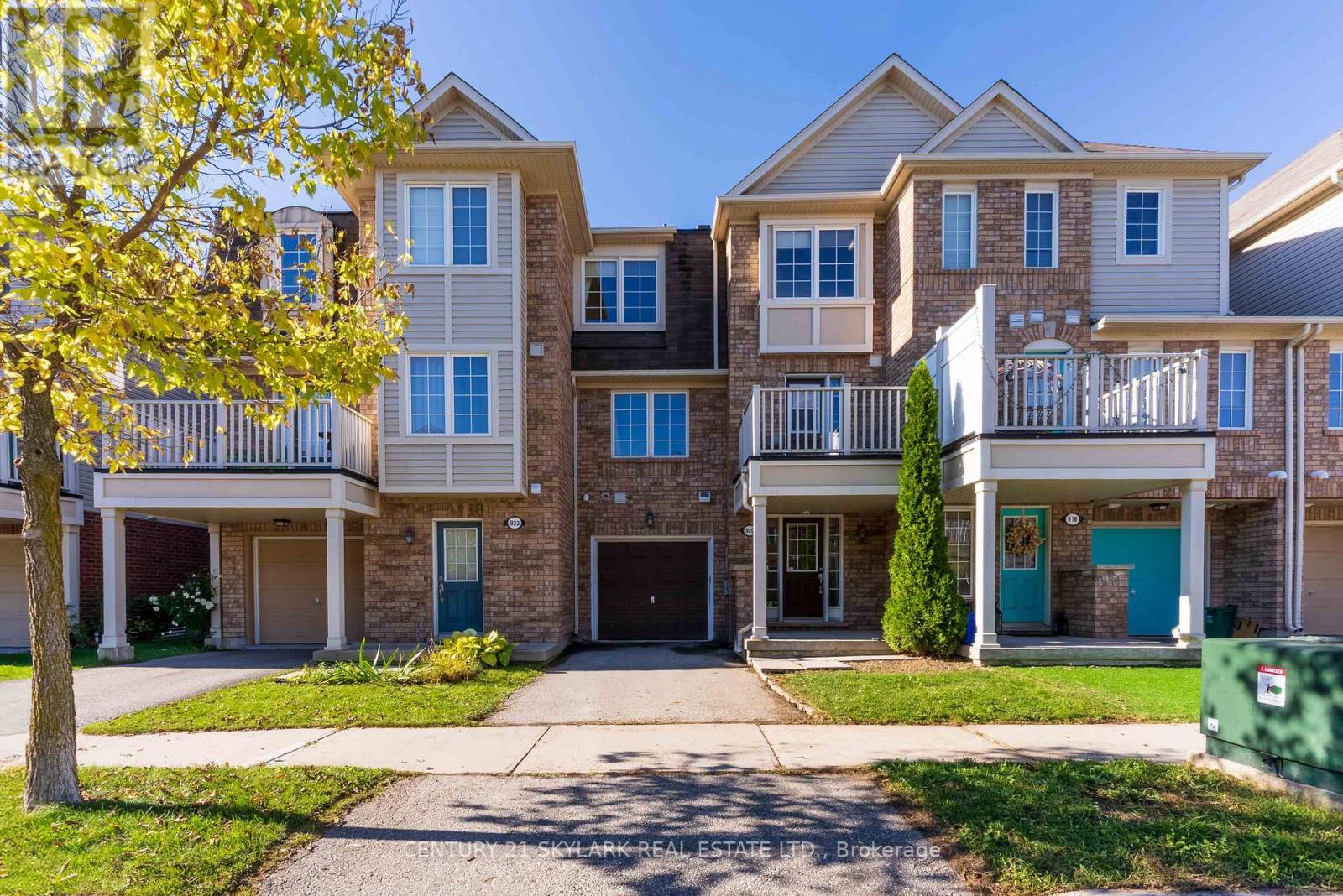 920 Deverell Place, Milton, Ontario  L9T 0M2 - Photo 2 - W12464054