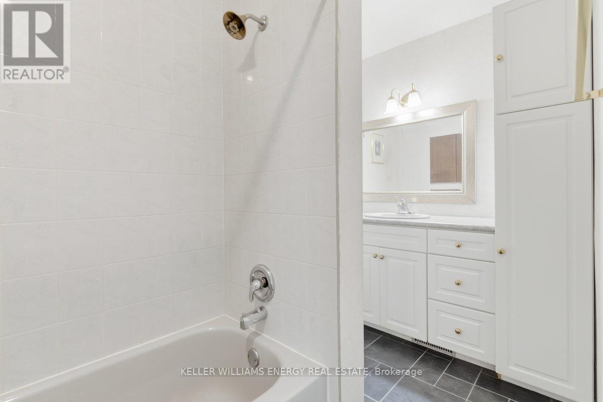1864 Manning Road, Whitby, Ontario  L1N 3M3 - Photo 19 - E12464112