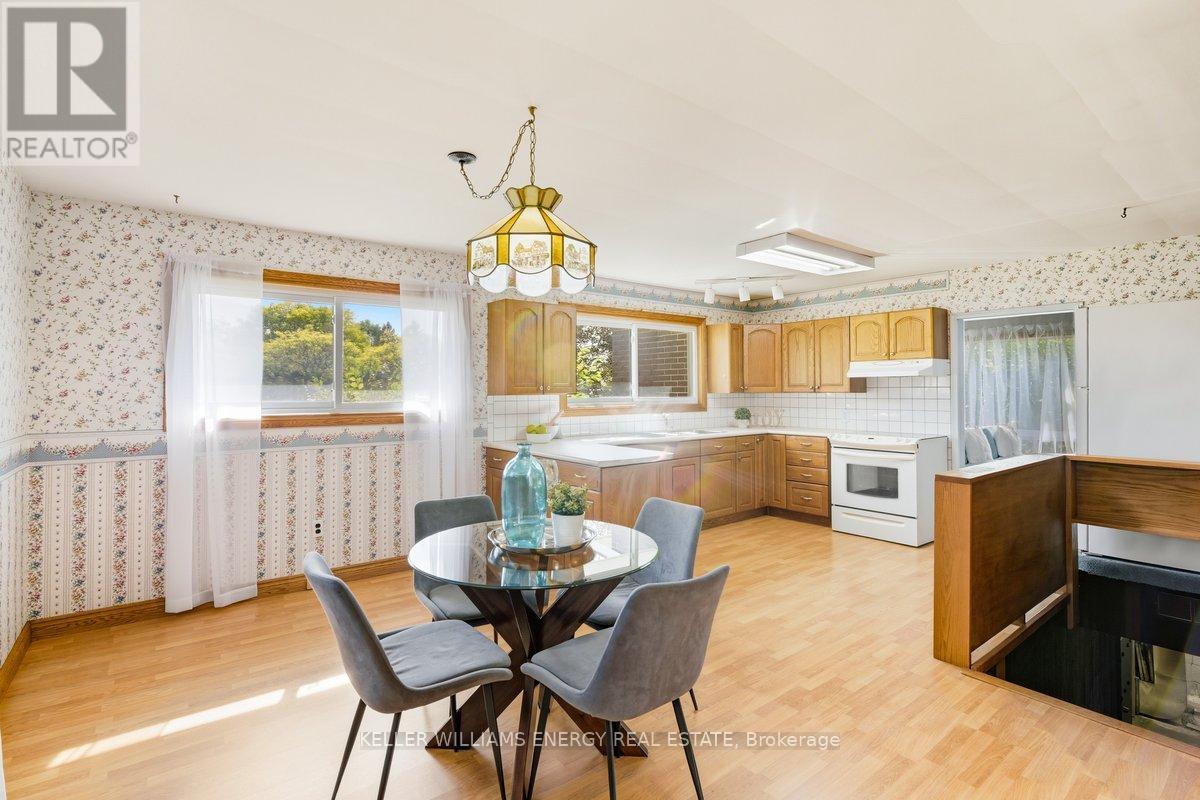 1864 Manning Road, Whitby, Ontario  L1N 3M3 - Photo 9 - E12464112
