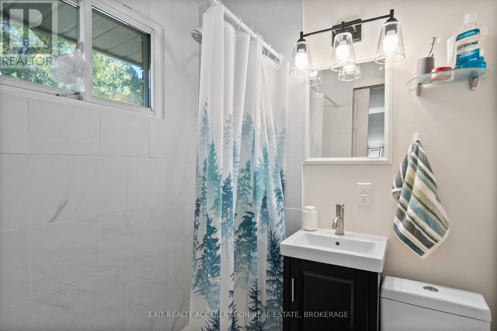 17 Sunset Crescent, Greater Napanee, Ontario  K7R 2G5 - Photo 20 - X12464127
