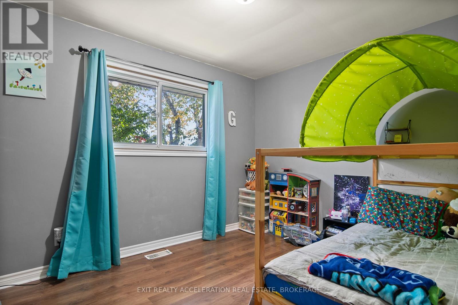 17 Sunset Crescent, Greater Napanee, Ontario  K7R 2G5 - Photo 27 - X12464127