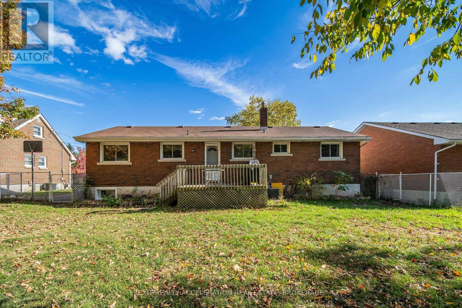 17 Sunset Crescent, Greater Napanee, Ontario  K7R 2G5 - Photo 39 - X12464127