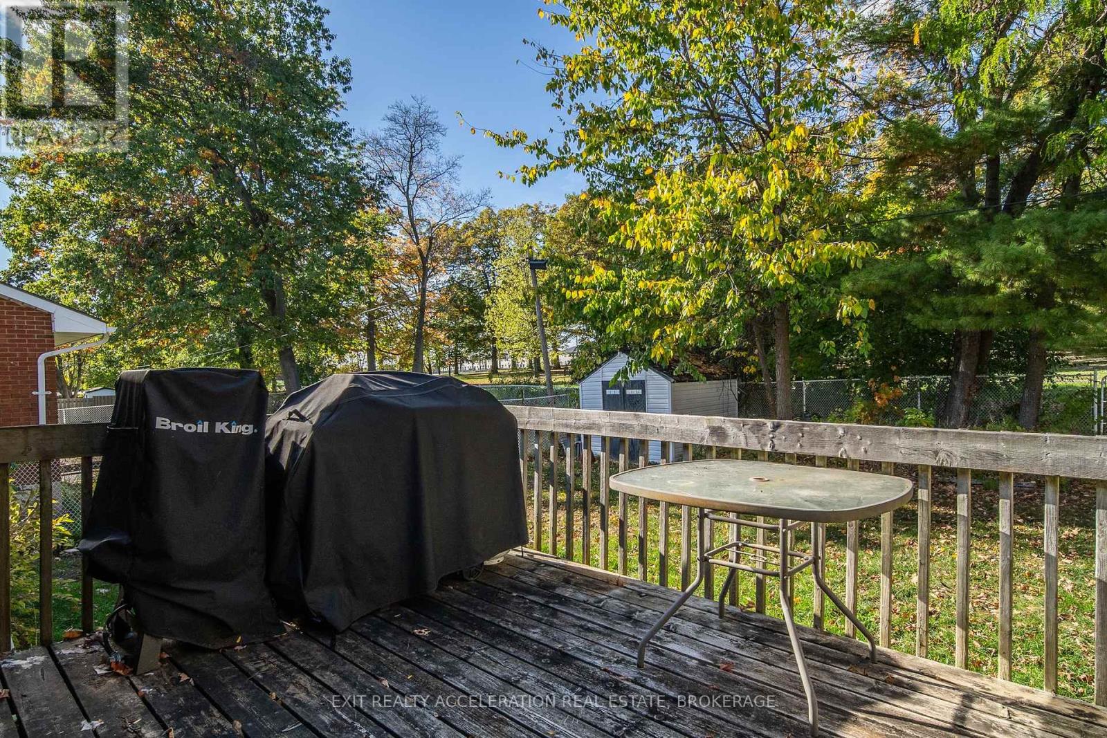 17 Sunset Crescent, Greater Napanee, Ontario  K7R 2G5 - Photo 43 - X12464127