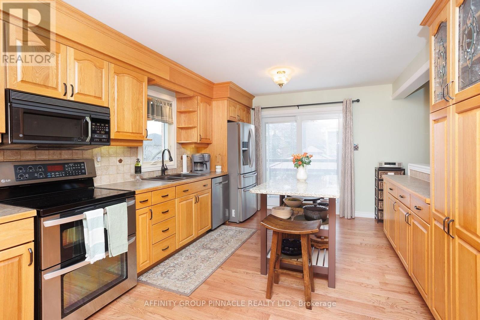 20 Olympia Court, Kawartha Lakes, Ontario  K9V 6C8 - Photo 12 - X12464076