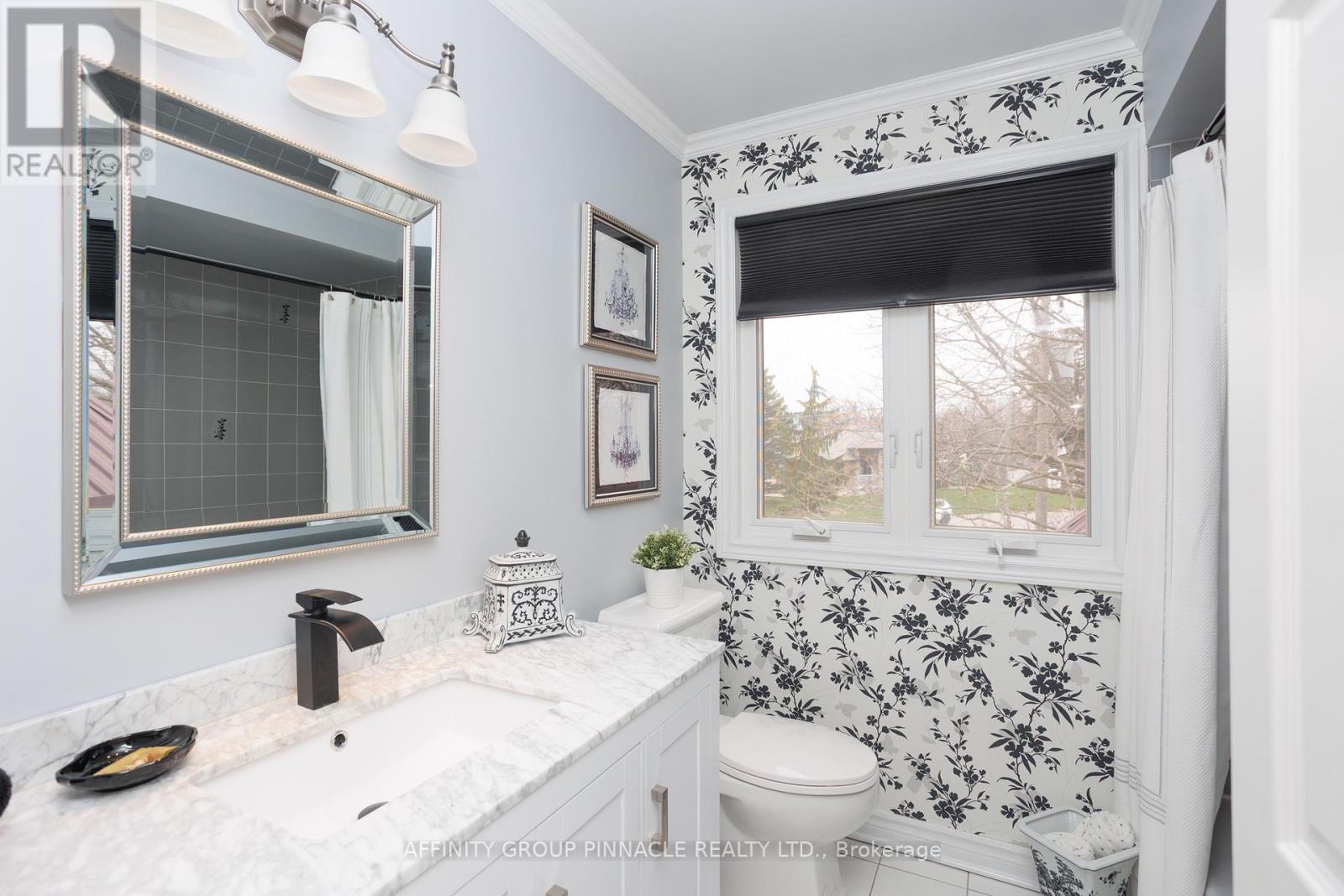 20 Olympia Court, Kawartha Lakes, Ontario  K9V 6C8 - Photo 33 - X12464076