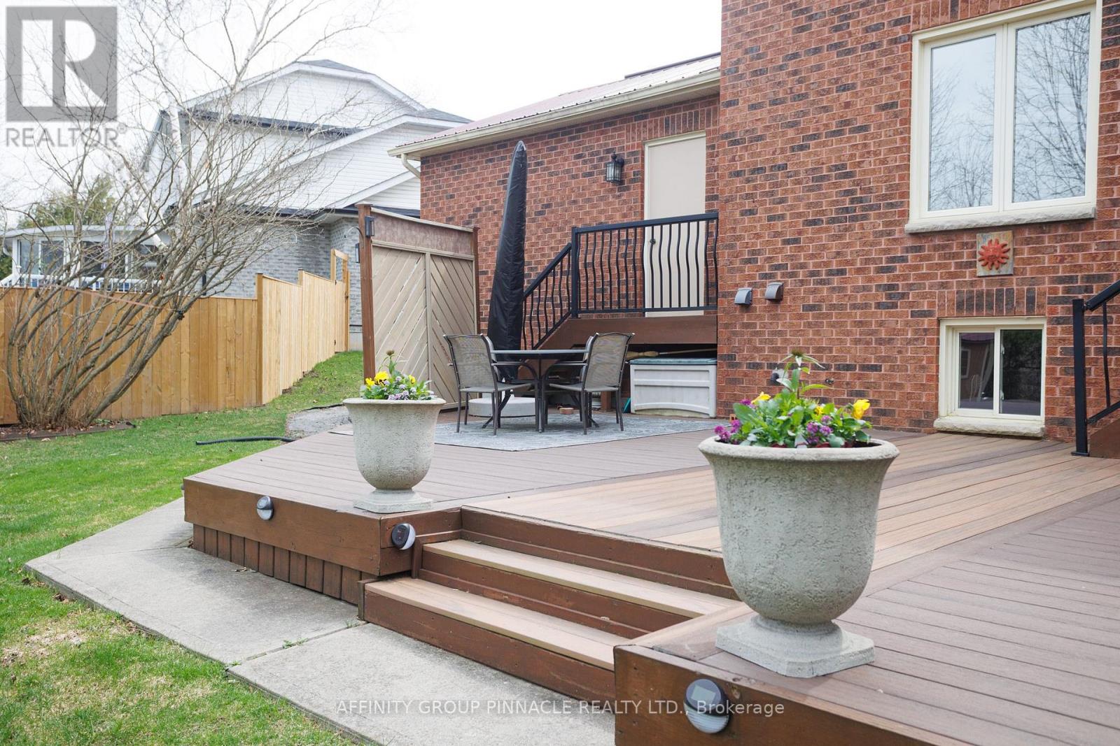 20 Olympia Court, Kawartha Lakes, Ontario  K9V 6C8 - Photo 39 - X12464076