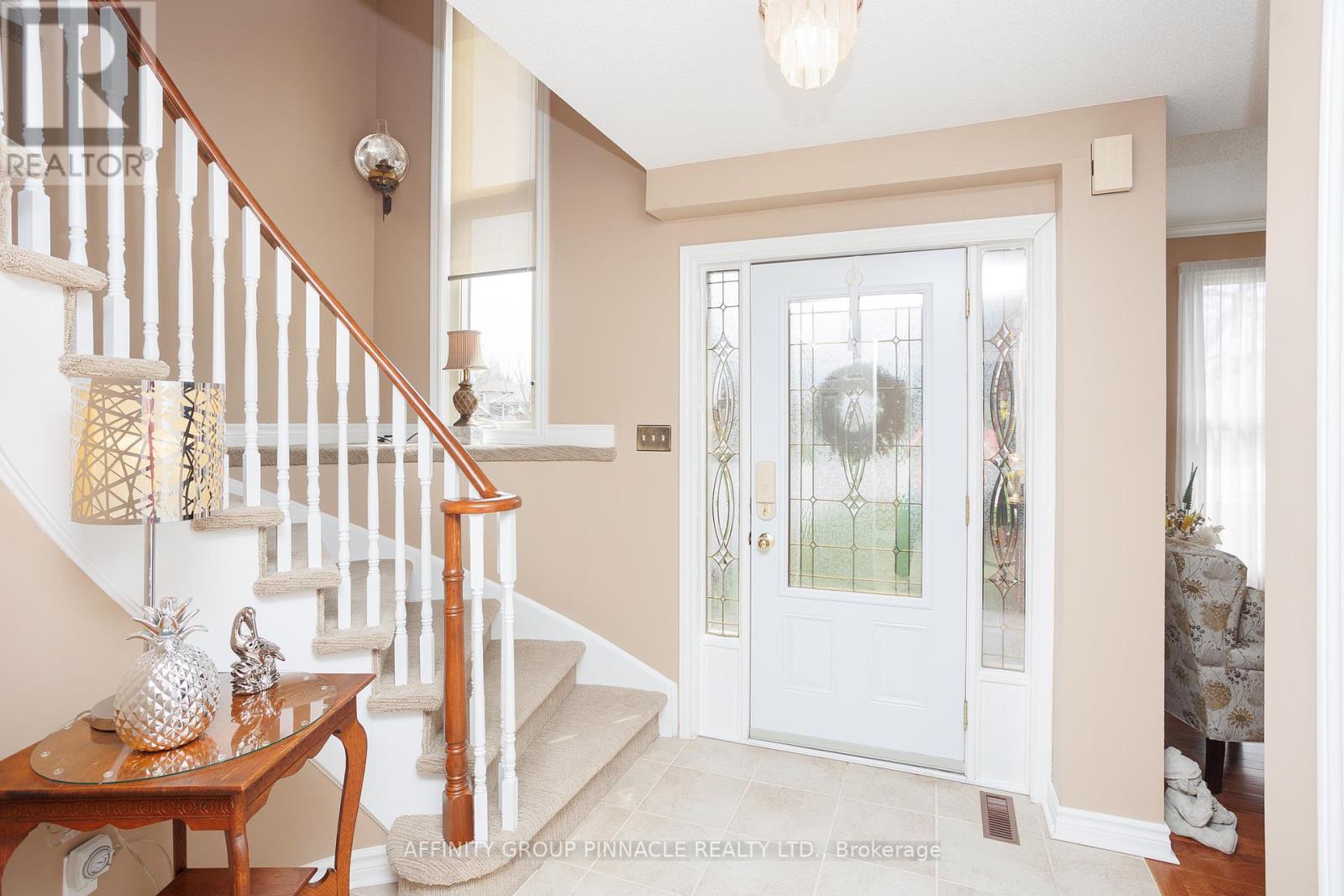 20 Olympia Court, Kawartha Lakes, Ontario  K9V 6C8 - Photo 4 - X12464076