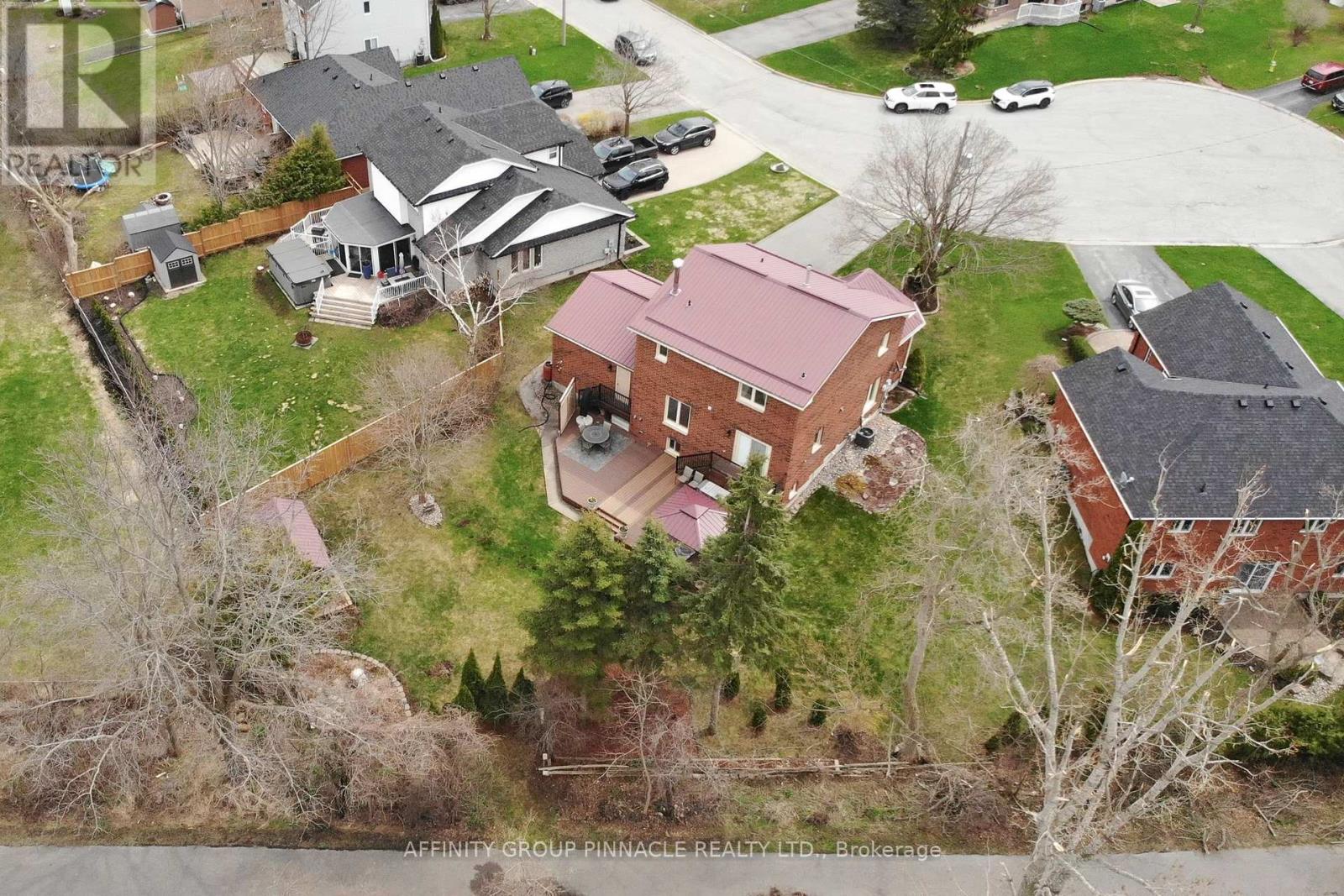 20 Olympia Court, Kawartha Lakes, Ontario  K9V 6C8 - Photo 48 - X12464076