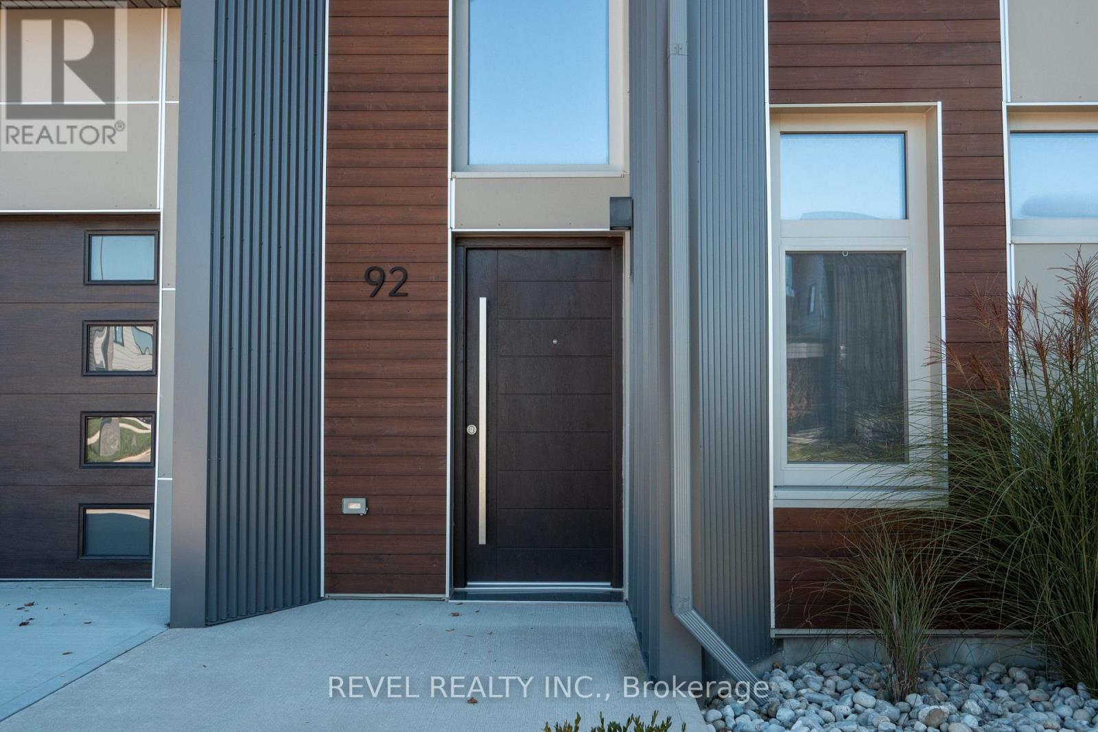 92 Elgin Street, Zorra, Ontario  N0J 1J0 - Photo 2 - X12420068