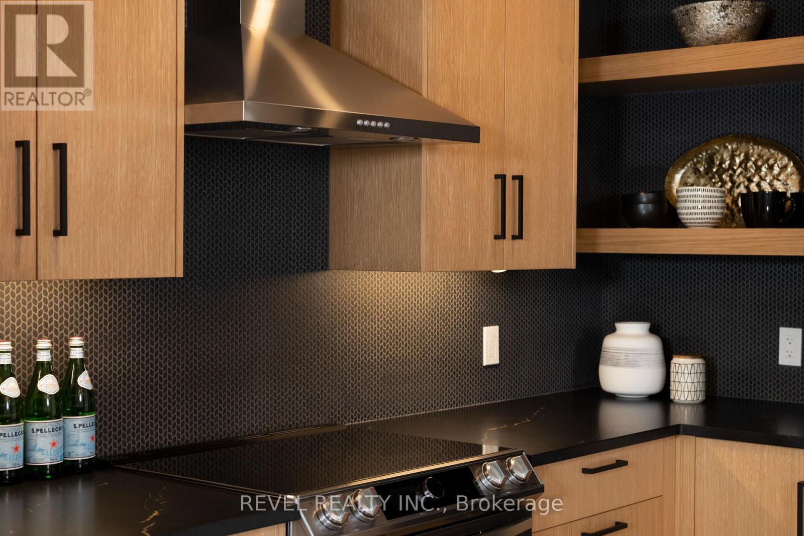 92 Elgin Street, Zorra, Ontario  N0J 1J0 - Photo 6 - X12420068