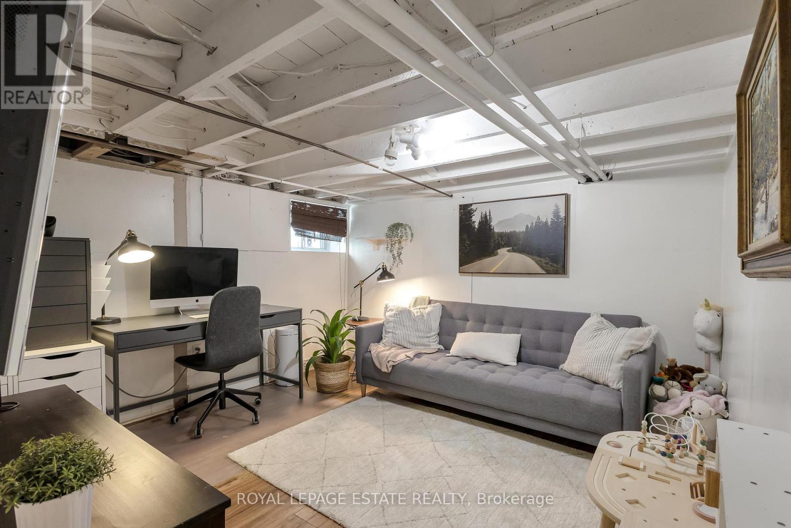 13 Eastdale Avenue, Toronto, Ontario  M4C 4Z8 - Photo 25 - E12463163