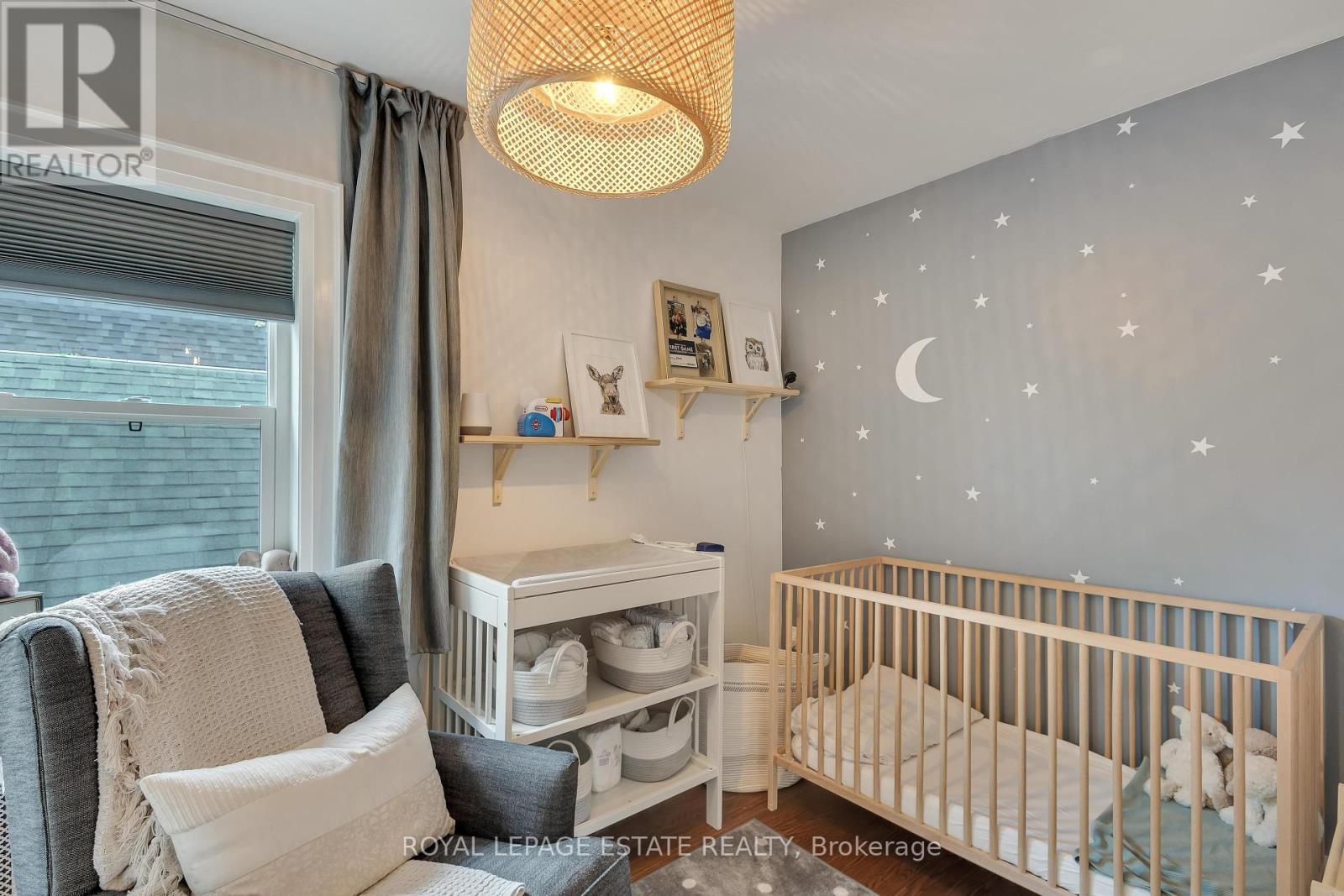 13 Eastdale Avenue, Toronto, Ontario  M4C 4Z8 - Photo 23 - E12463163