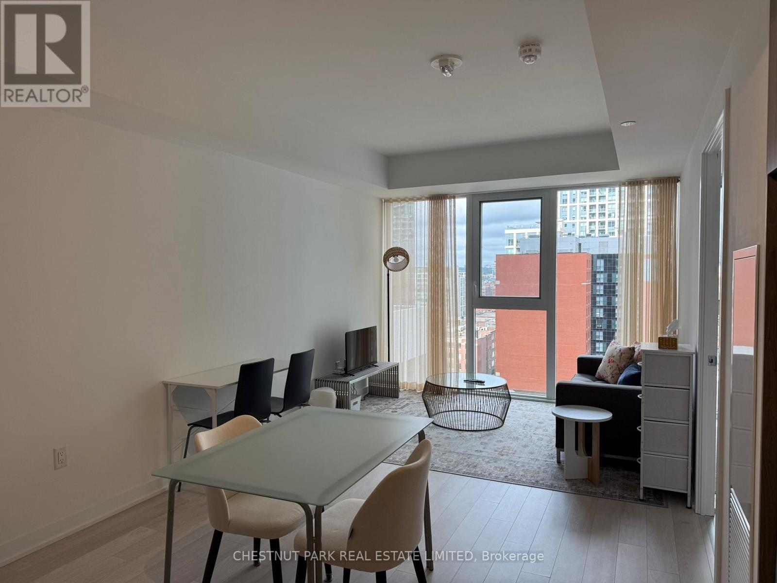 1202 - 357 King Street W, Toronto (Waterfront Communities), Ontario  M5V 1K1 - Photo 8 - C12453652