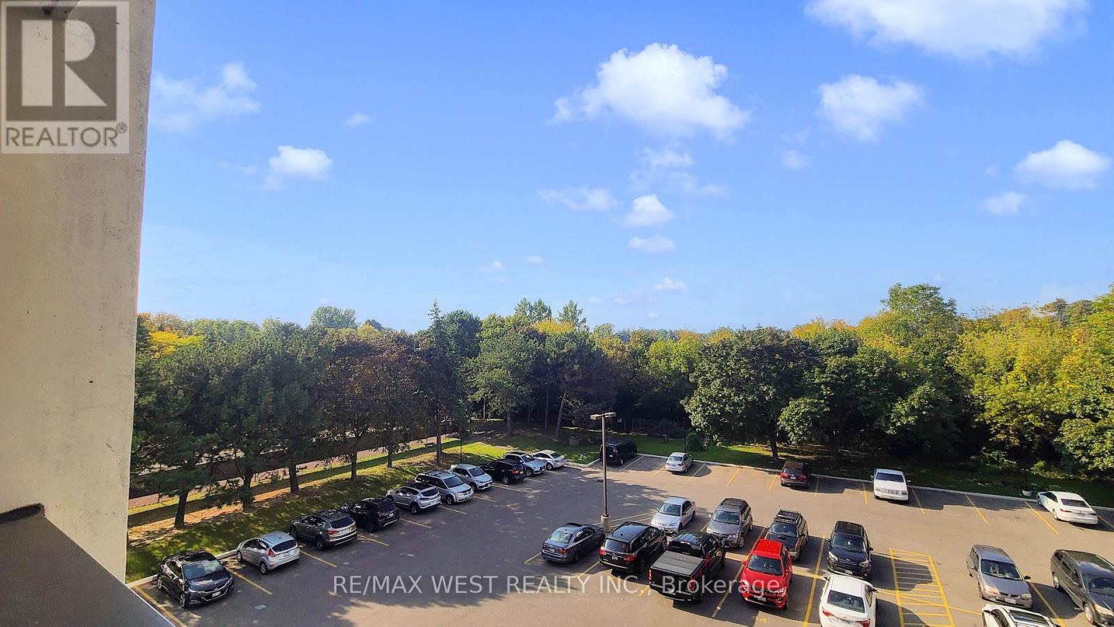 404 - 1535 Lakeshore Road E, Mississauga, Ontario  L5E 3E2 - Photo 23 - W12463670
