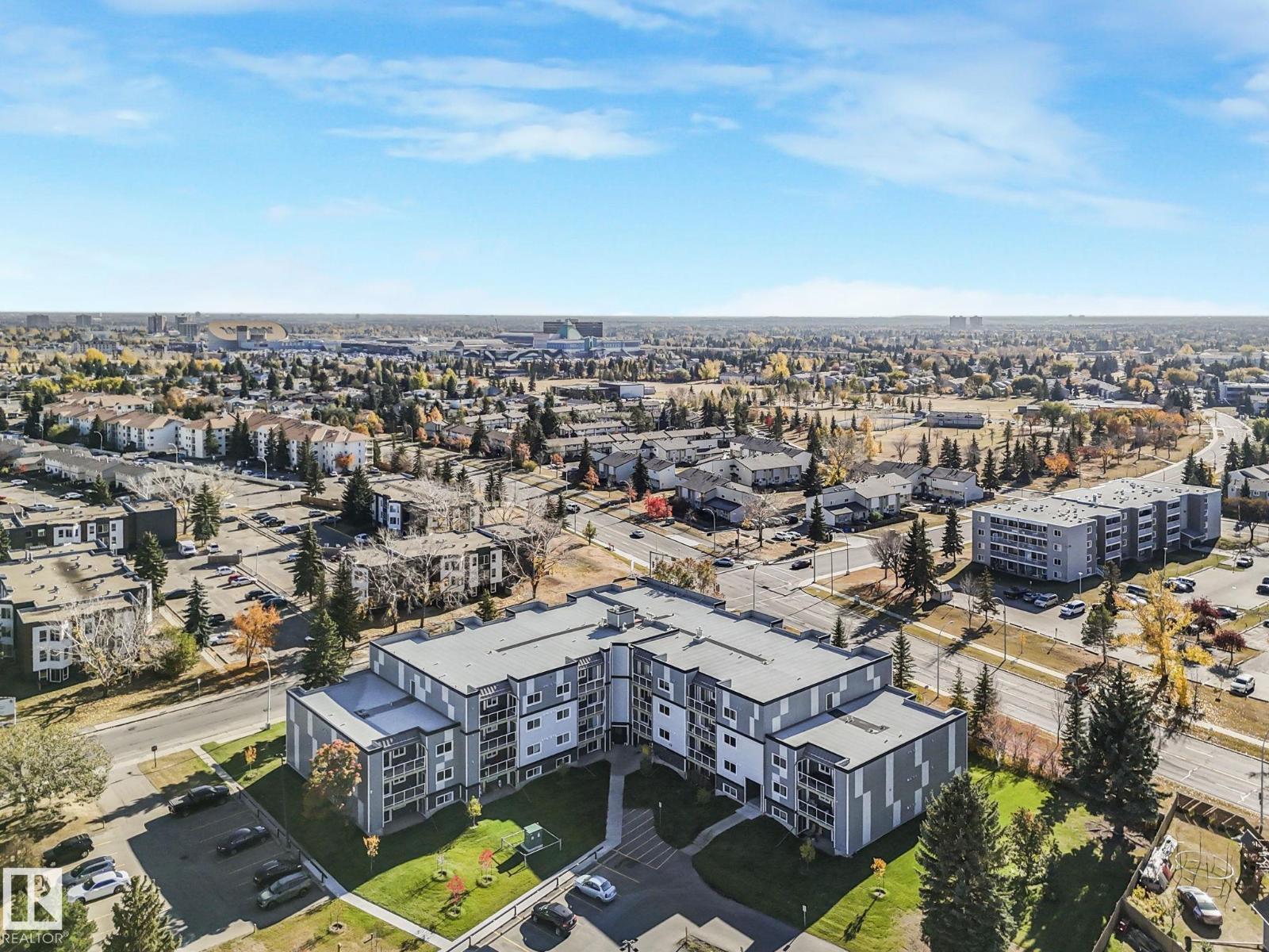 #109 9504 182 St Nw, Edmonton, Alberta  T5T 3A7 - Photo 3 - E4462188