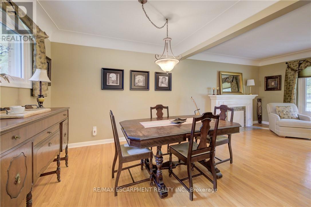 646 Iroquois Avenue, Hamilton, Ontario  L9G 3B4 - Photo 13 - X12463993