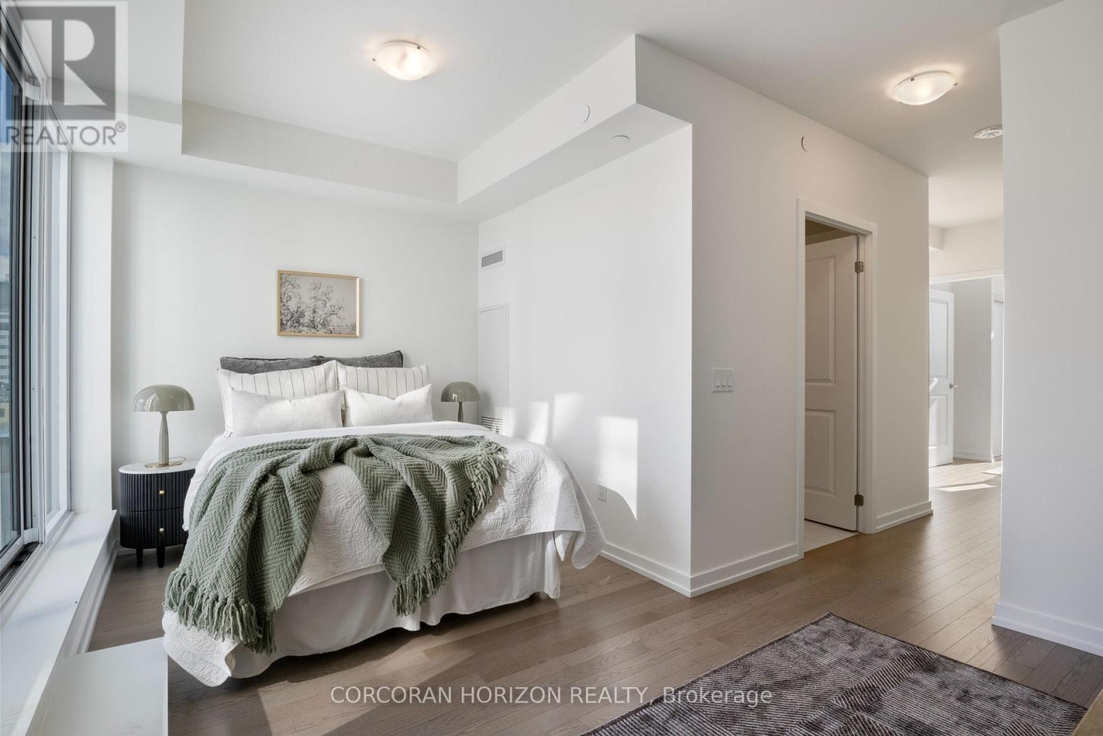 420 - 55 Duke Street W, Kitchener, Ontario  N2H 0C9 - Photo 10 - X12464019