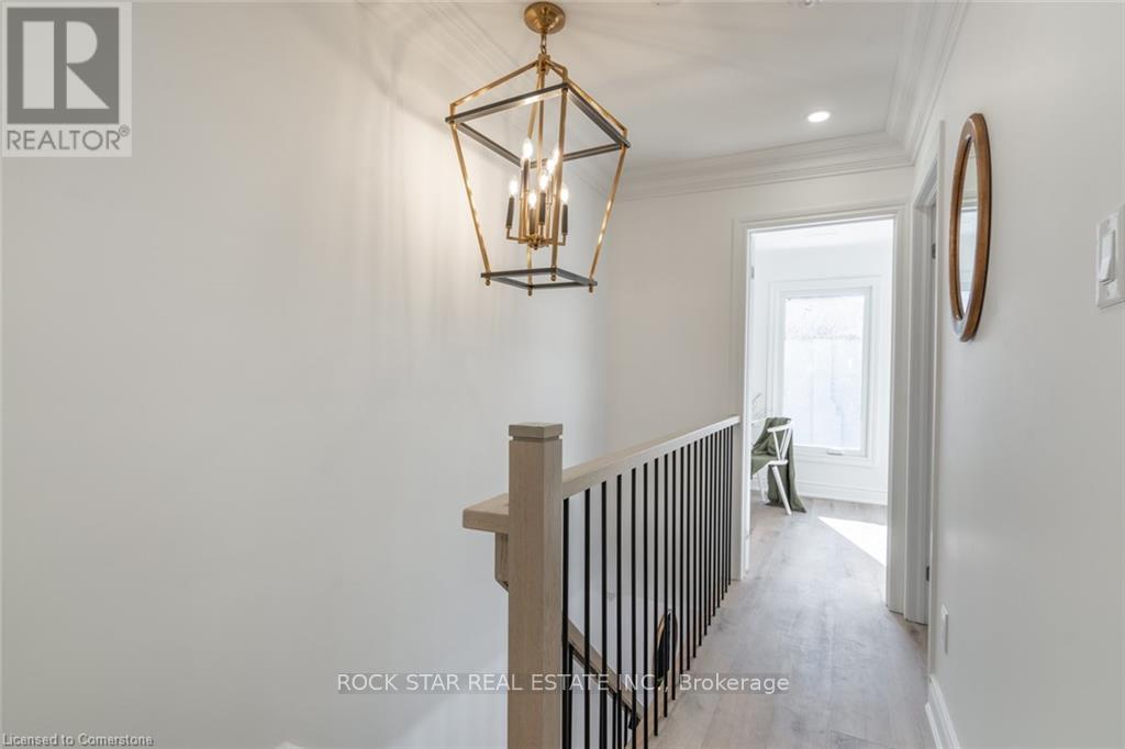 1 Edward Street, Hamilton, Ontario  L8L 2V2 - Photo 13 - X12464038