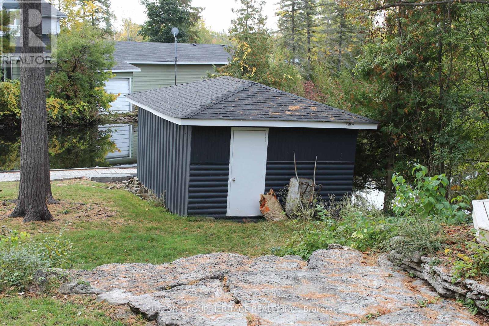 45 Lakewood Crescent, Kawartha Lakes, Ontario  K0M 1A0 - Photo 19 - X12464040