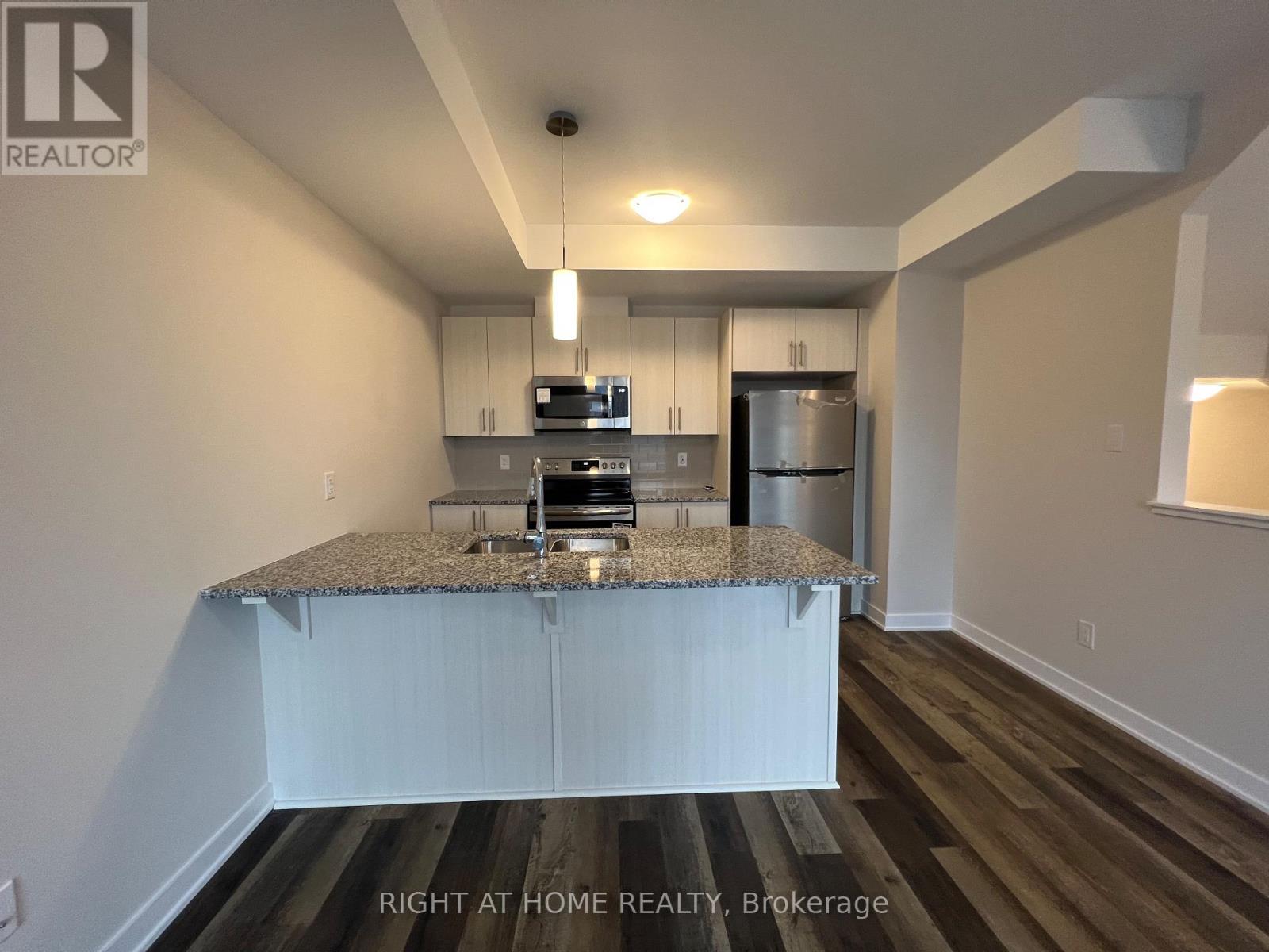 204 Tussock Private, Ottawa, Ontario  K1S 0M8 - Photo 14 - X12464167