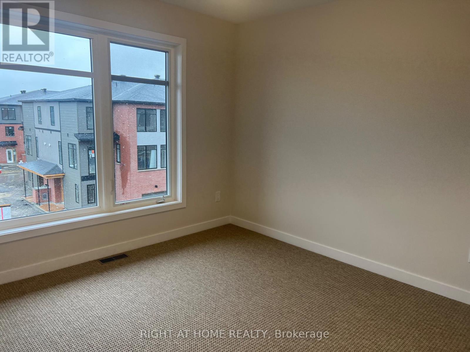 204 Tussock Private, Ottawa, Ontario  K1S 0M8 - Photo 24 - X12464167