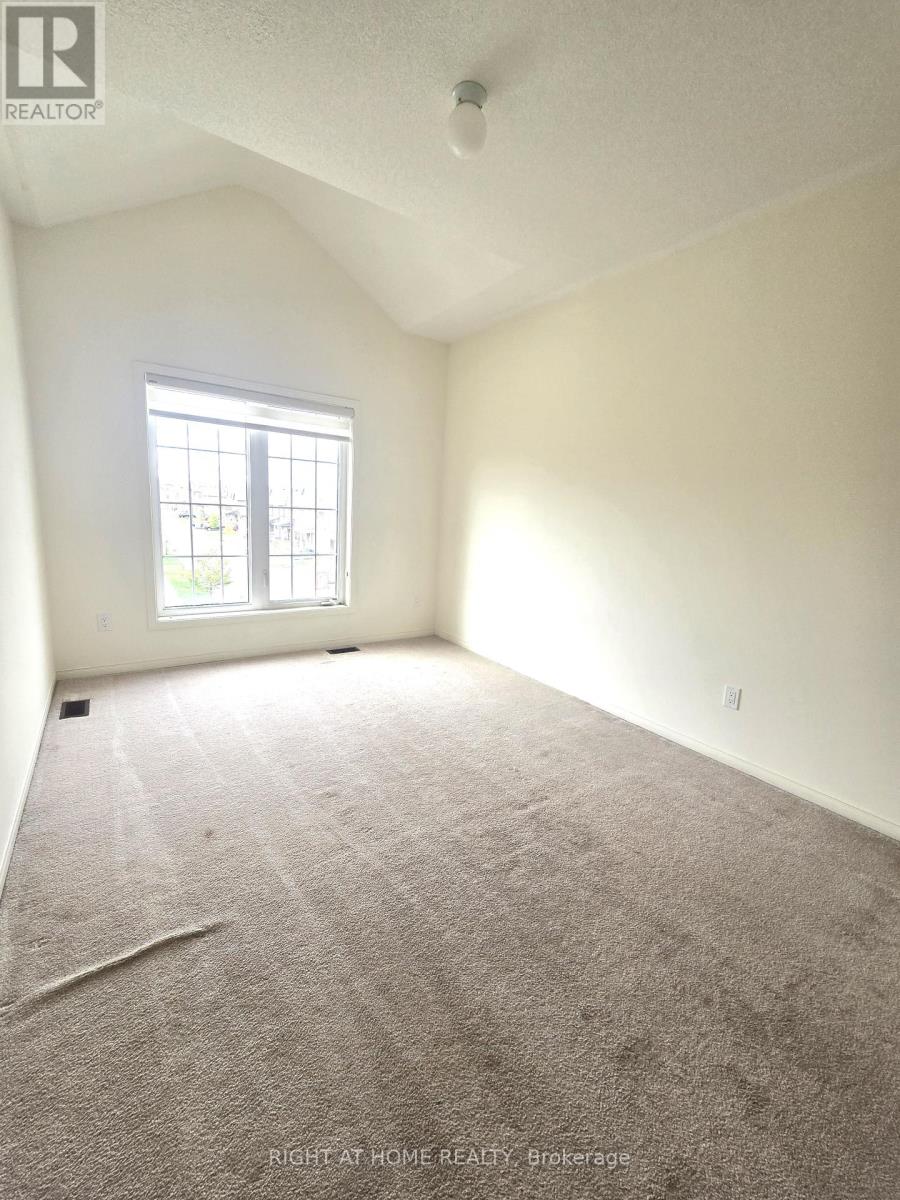18 Hartney Drive, Richmond Hill, Ontario  L4S 0J8 - Photo 8 - N12461573