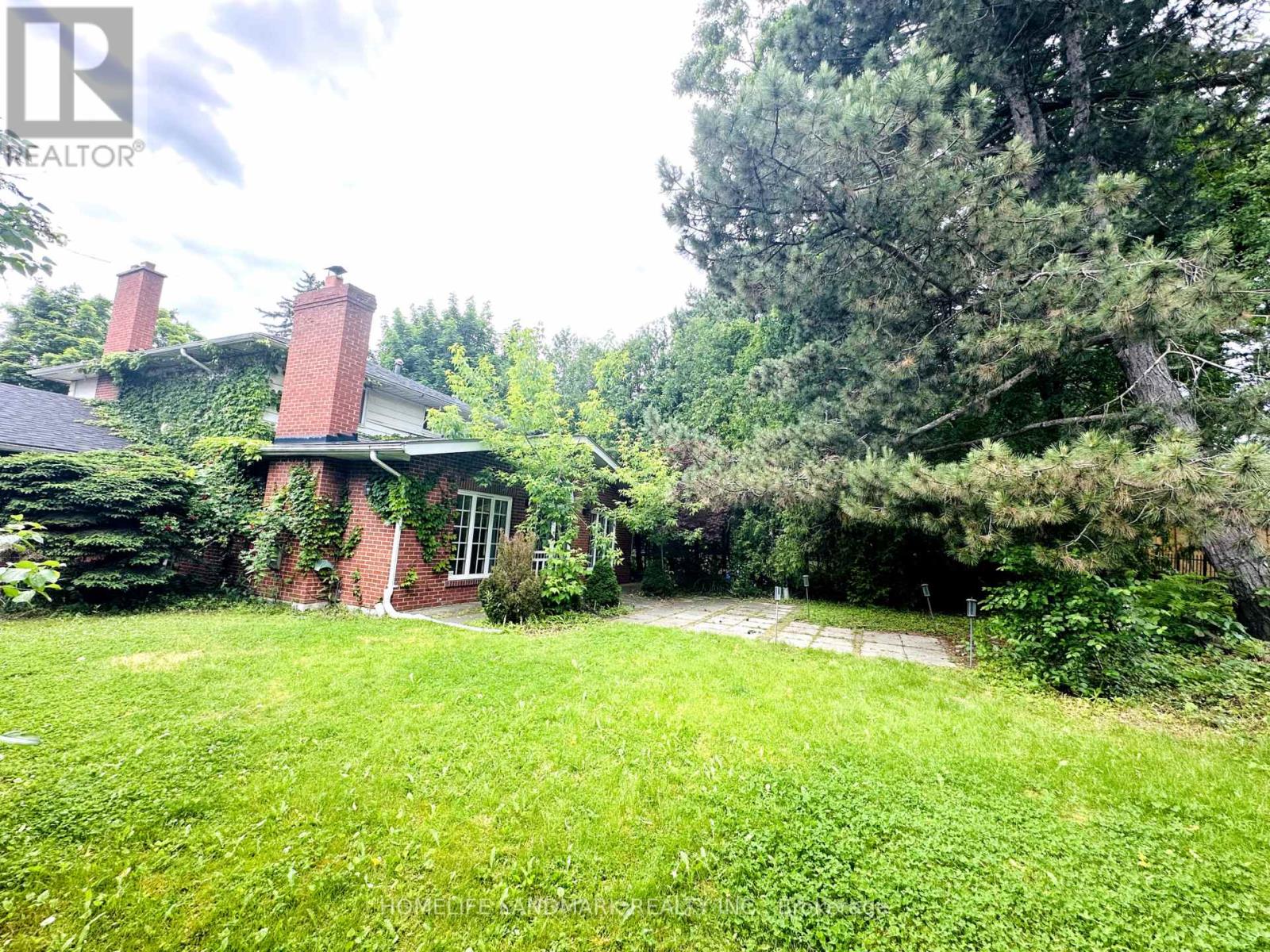 125 Bannatyne Drive, Toronto, Ontario  M2L 2P5 - Photo 35 - C12461322