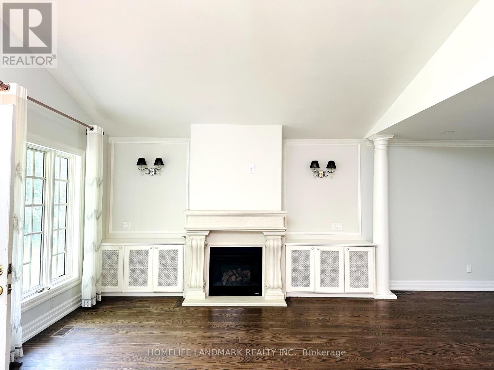 125 Bannatyne Drive, Toronto, Ontario  M2L 2P5 - Photo 9 - C12461322