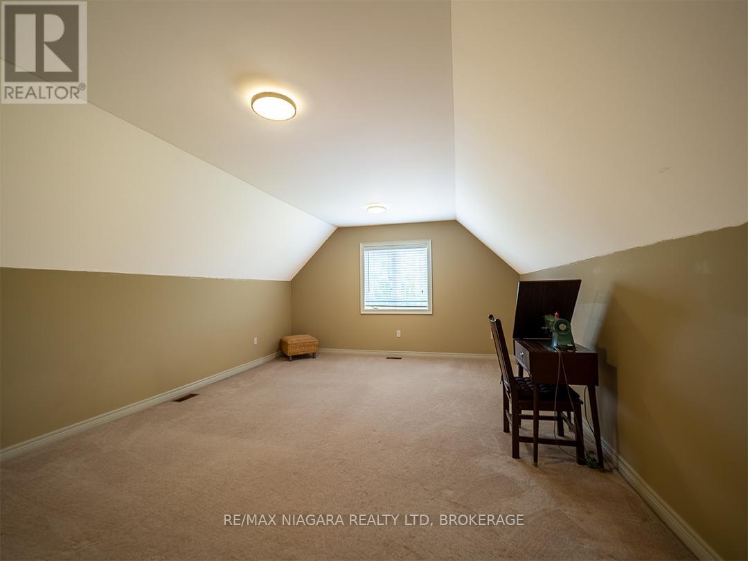 20219 Youngs Road S, Wainfleet, Ontario  L3K 5V4 - Photo 21 - X12464133