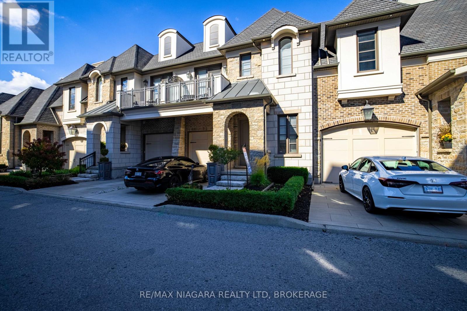 15 Arbourvale Common, St. Catharines (Glendale/glenridge), Ontario  L2T 4C5 - Photo 2 - X12464172